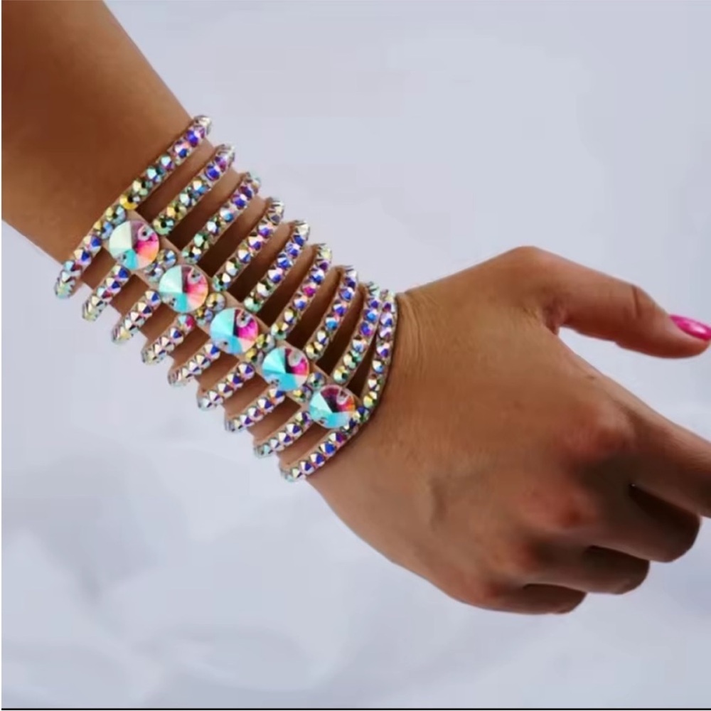 Multilayer Bangle - Picture 4 of 4